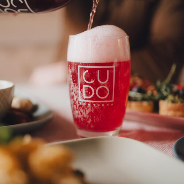CUDO Kombucha Malina & Hibiskus 500ml - obrazek 2